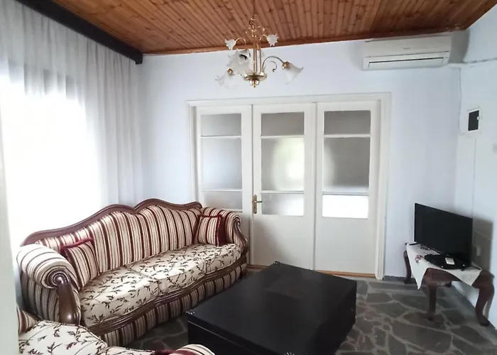 度假居 παραδοσιακη κατοικια 拉里萨